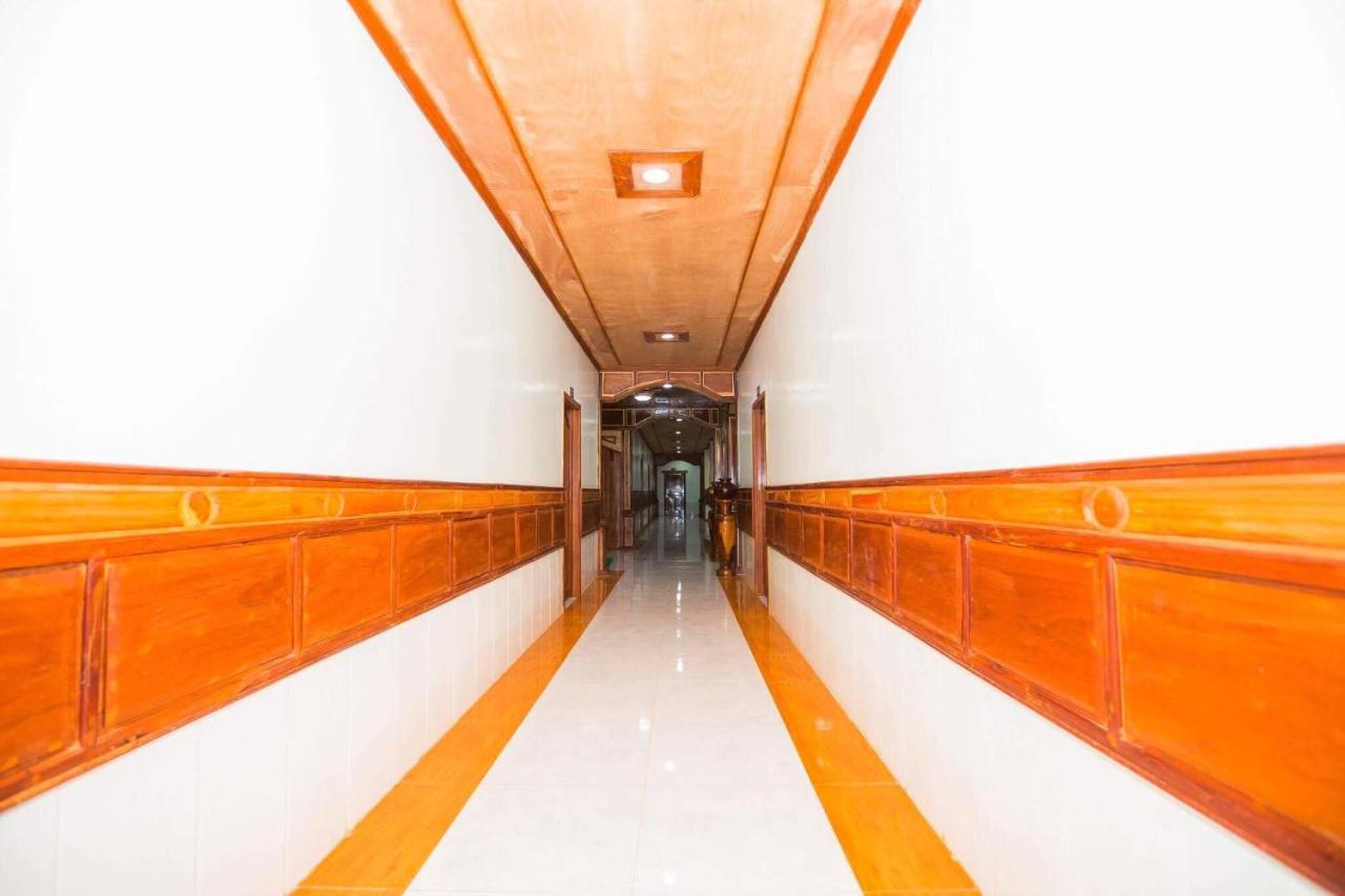 Ly Meng Hotel Battambang Exterior photo