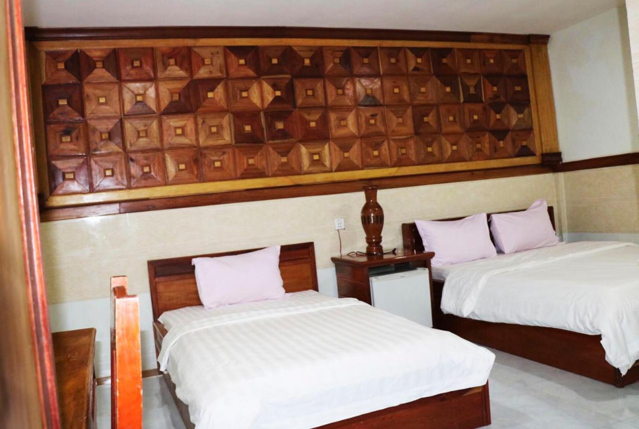 Ly Meng Hotel Battambang Exterior photo