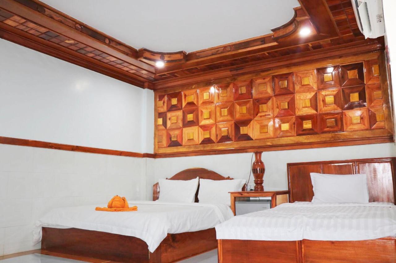 Ly Meng Hotel Battambang Exterior photo