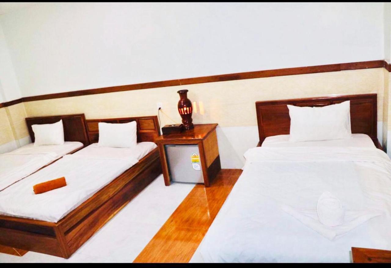Ly Meng Hotel Battambang Exterior photo