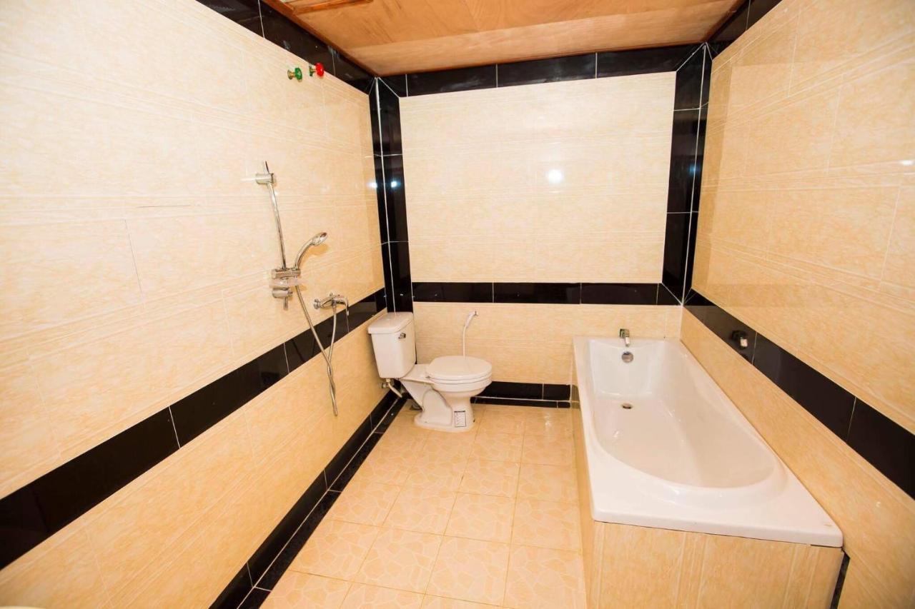Ly Meng Hotel Battambang Exterior photo